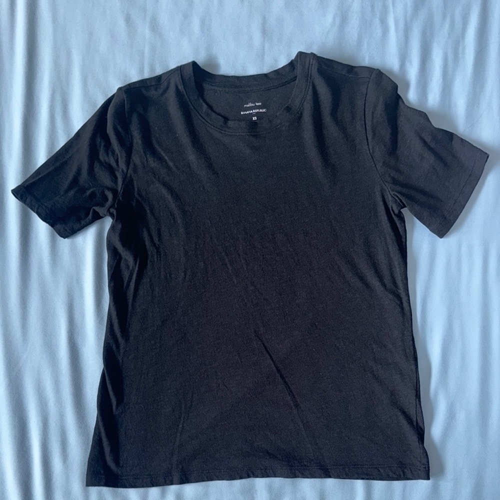 Banana Republic Black Short Sleeve Tee